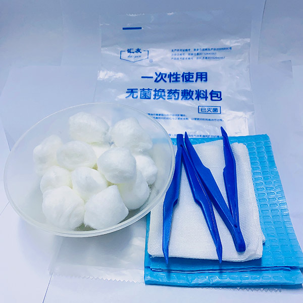 8一次性使用無菌口腔護(hù)理包